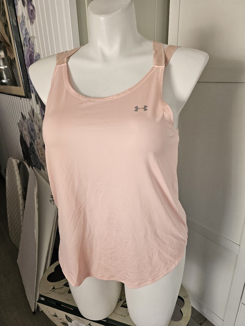 Under Armour Women Large Pink Strappy Racerback Tank Top Loose Fit Athletic Gym